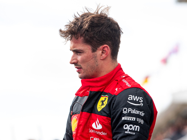 Leclerc critica opção da Ferrari por pneus duros: "Foi aí que perdemos"