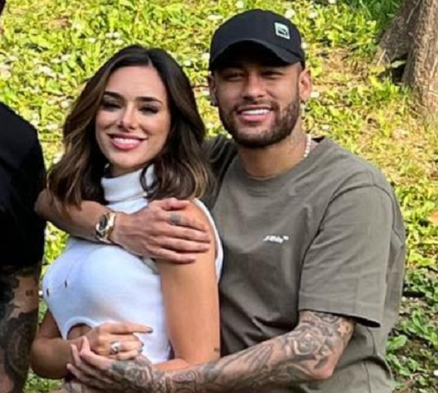 Bruna Biancardi comemora aniversário ao lado de Neymar Reprodução/Instagram