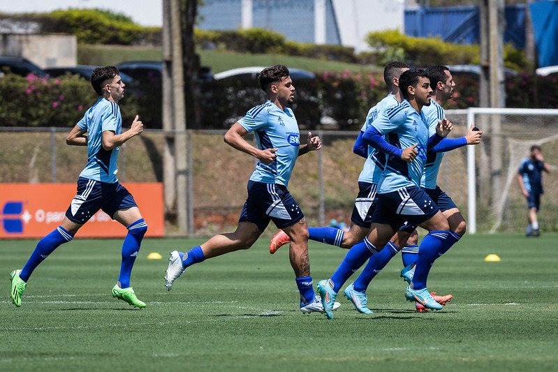 Jogadores do Cruzeiro durante treino Gustavo Aleixo/Cruzeiro