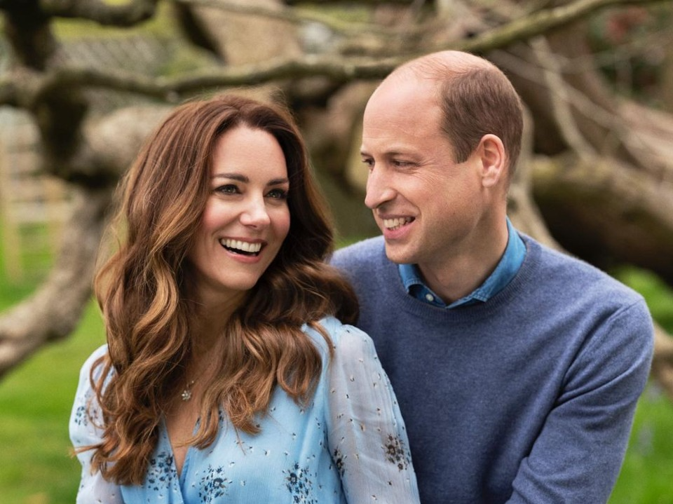 Kate Middleton e príncipe William, em foto comemorativa Reprodução/Instagram