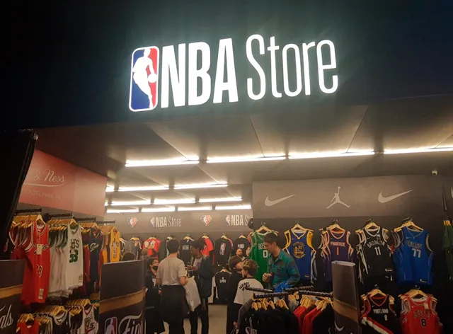 NBA Store localizada na NBa House