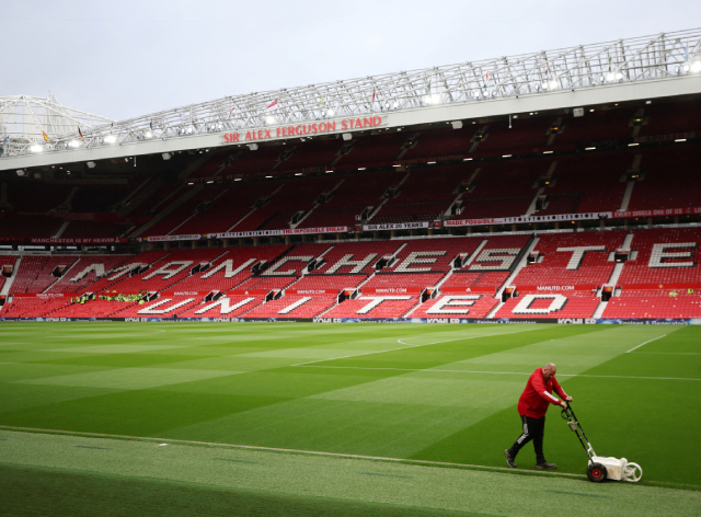 Manchester United pode ser colocado à venda PHIL NOBLE/Reuters