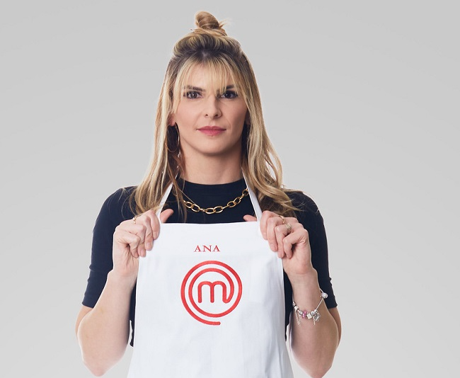 Ana é participante da 8ª edição do MasterChef Carlos Reinis/Band