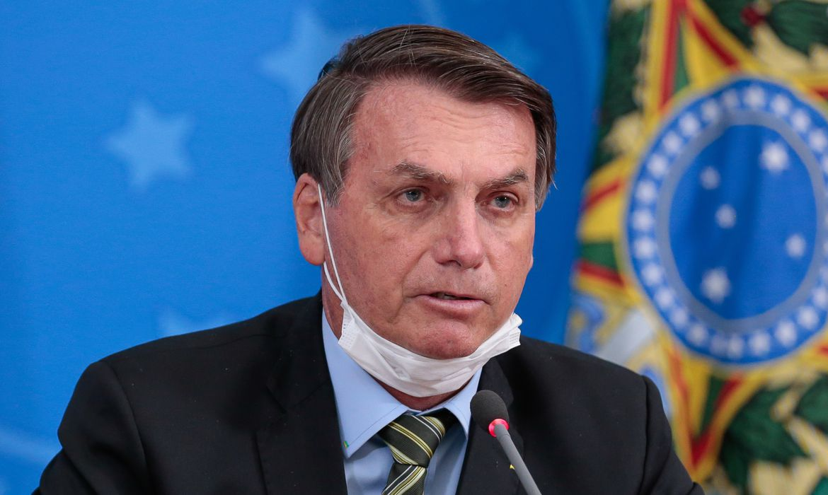 Bolsonaro critica aborto em menina de 11 anos que foi vítima de estupro