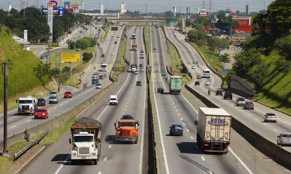 Malha liga Minas Gerais ao Espírito Santo e deve contar com investimento de R$ 7 bilhões Foto: Charles de Moura/PMSJC