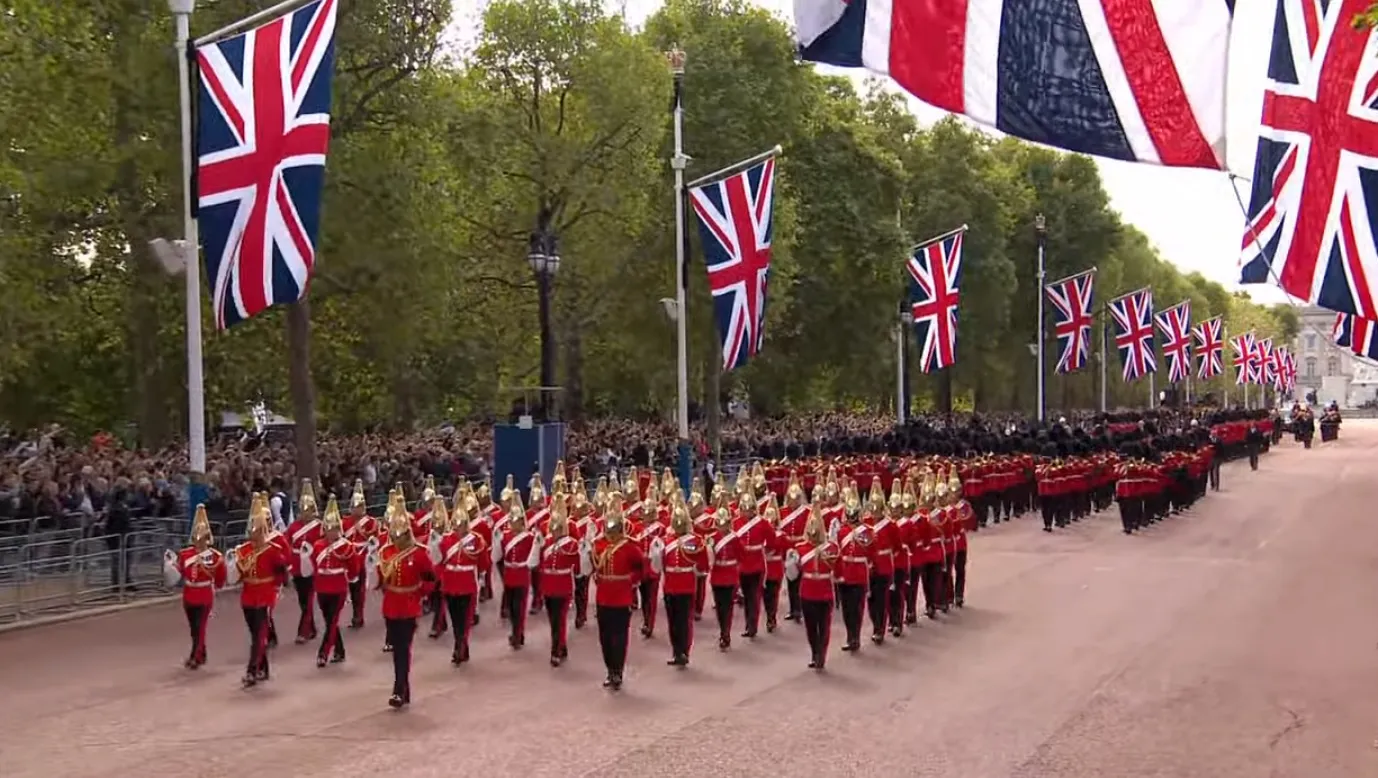 Hamburguense acompanha homenagens à rainha Elizabeth II em Londres