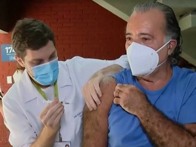 Aos 72 anos, Tony Ramos revelou que tem familiares se recuperando do coronavírus Reprodução/GloboNews