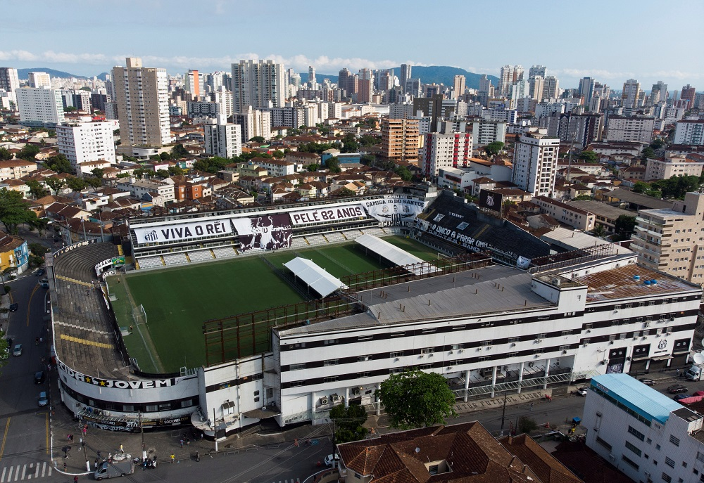 Velório de Pelé será no gramado do estádio do Santos Futebol Clube Diego Vara/Reuters