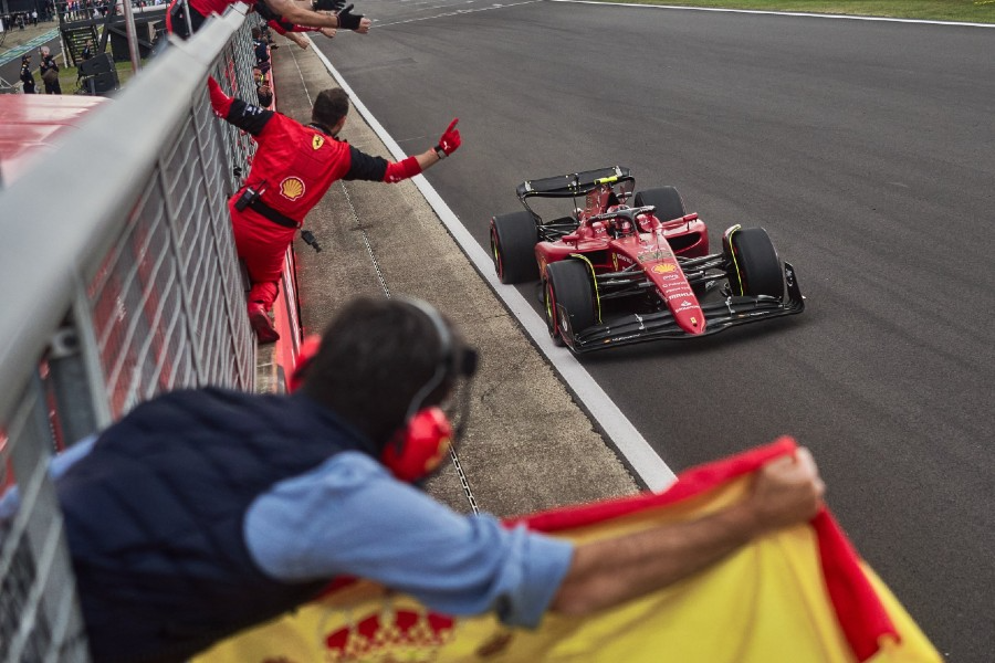 Carlos Sainz (Ferrari) vence GP da Inglaterra 2022