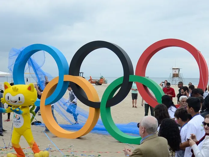 Rio de Janeiro recebeu olimpíada com muitas promessas, mas resultados para esportistas ainda são incertos.