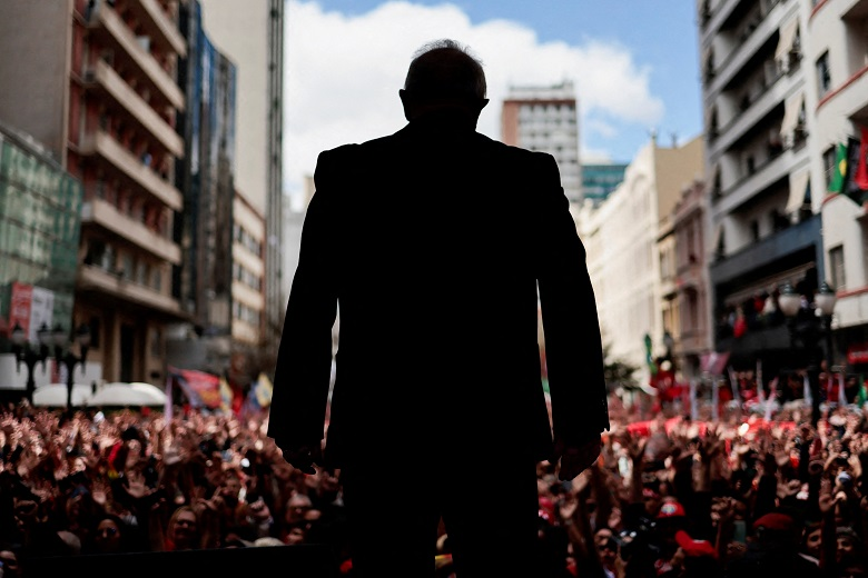 Luiz Inácio Lula da Silva participa de comício em Curitiba, 17/9/2022 REUTERS/Ueslei Marcelino