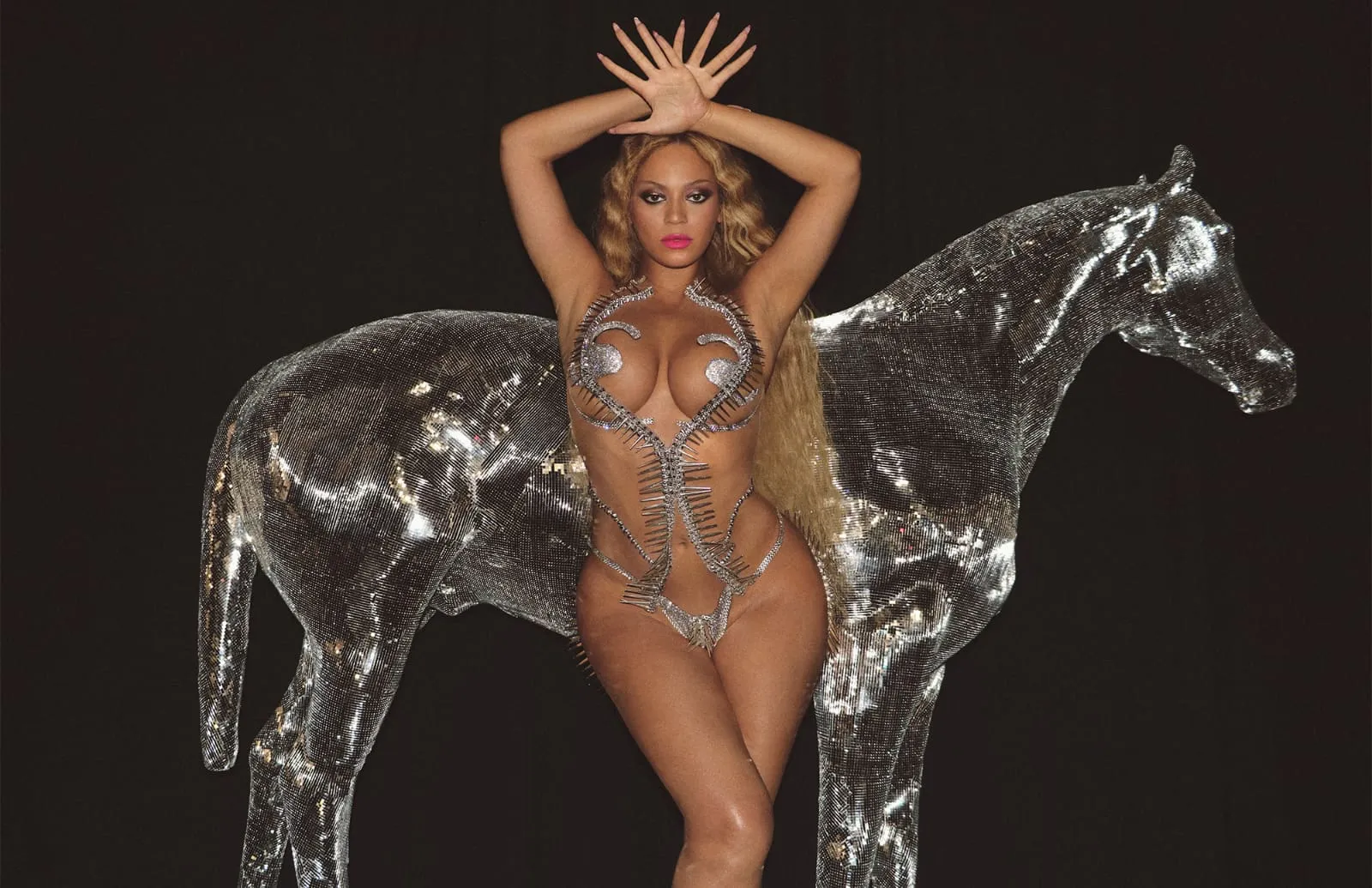 Beyoncé em ensaio para a arte do novo disco