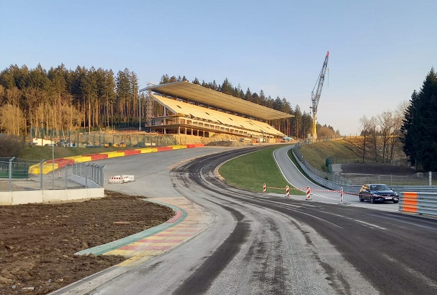 Circuito de Spa-Francorchamps recebe novo asfalto Circuito de Spa-Francorchamps