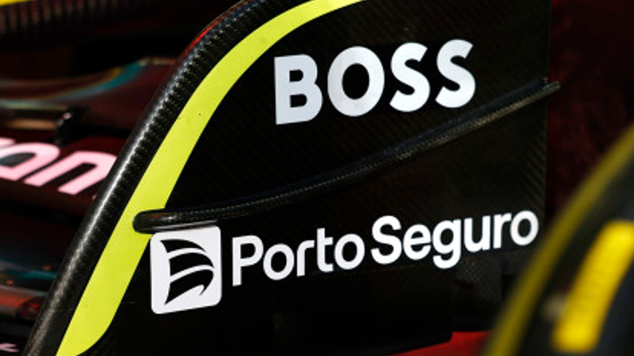 Depois da XP Investimentos, time britânico assinou contrato com a Porto Seguro Aston Martin F1