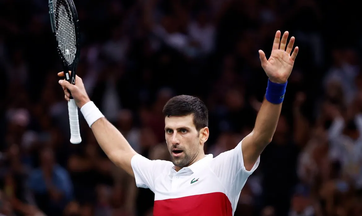 Novak Djokovic vence torneio de Adelaide e consegue 92.º título