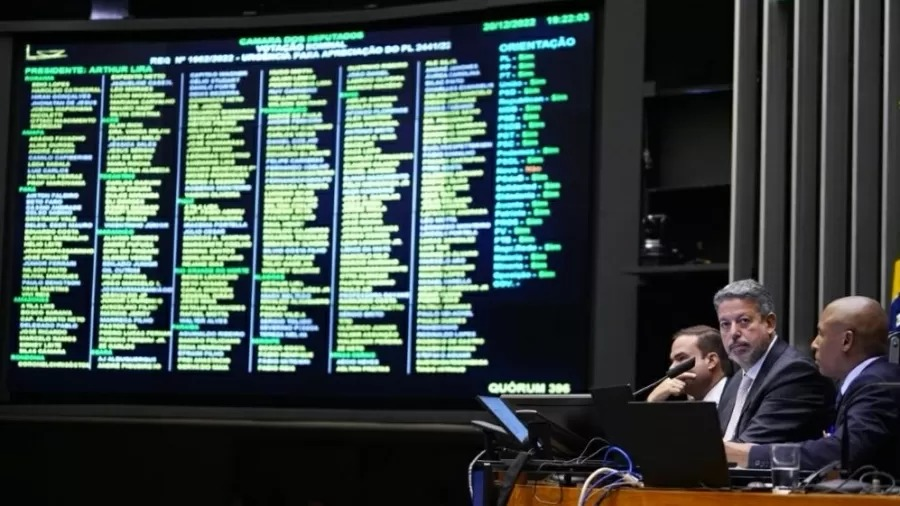 Arthur Lira presidindo votação na Câmara dos Deputados Imagem: 20.dez.2022  Pablo Valadares/Câmara dos Deputados