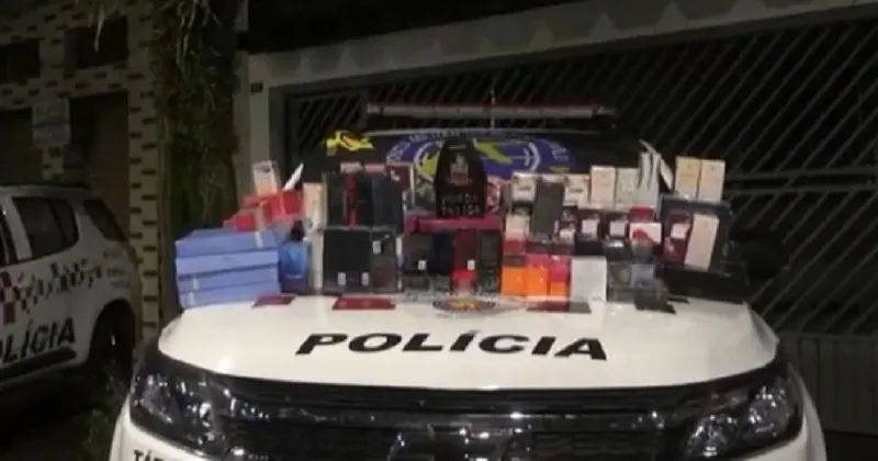 Dupla é presa após assaltar duas lojas de cosméticos da mesma franquia em SP