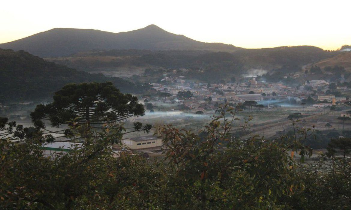 Santa Catarina registra neve em novembro pela primeira vez na história Reprodução/Agência Brasil/Marleno Muniz Farias/Governo de SC