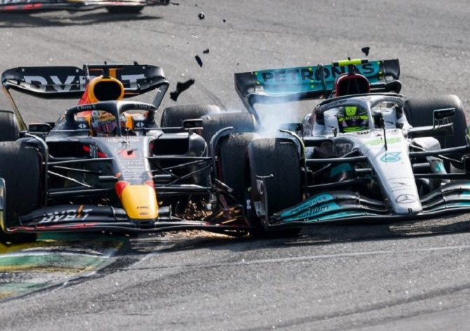 Verstappen e Hamilton voltaram a tocar rodas em Interlagos