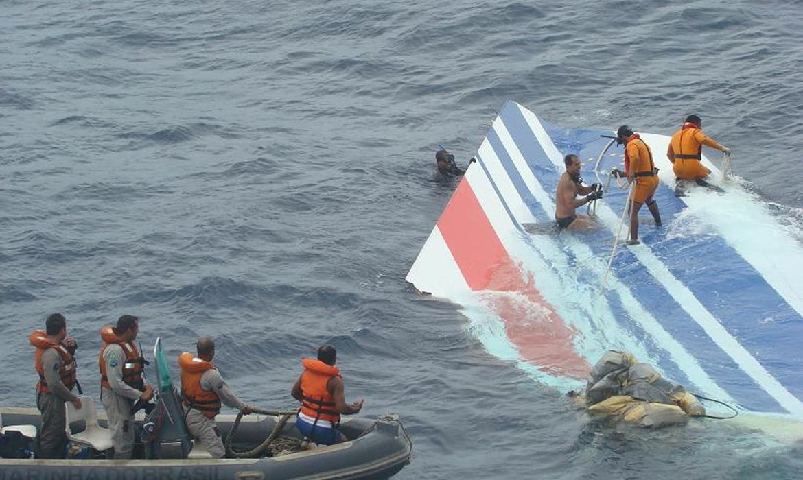 Justiça francesa começa a julgar AirFrance e Airbus por acidente entre Rio e Paris Foto: Divulgação/Aeronáutica