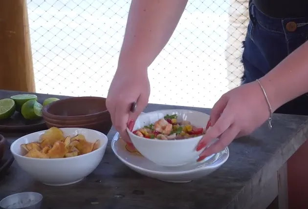 Ceviche potiguar: chef ensina a fazer a receita com muitos frutos do mar