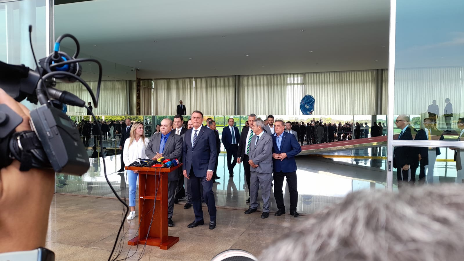 Bolsonaro recebe apoio do governador reeleito do DF Foto: Reprodução