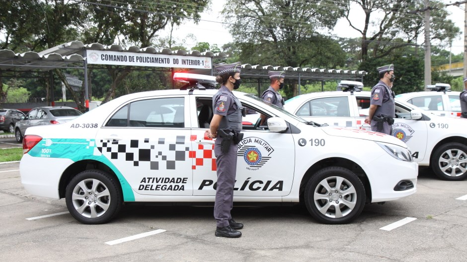 Polícia Militar recebeu 8 viaturas elétricas da Prefeitura para uso da Atividade Delegada Claudio Vieira/PMSJC