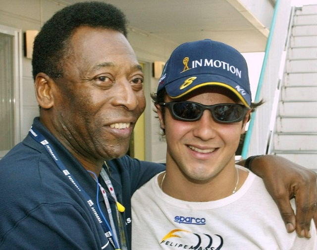 Pilotos brasileiros homenageiam Rei Pelé Felipe Massa