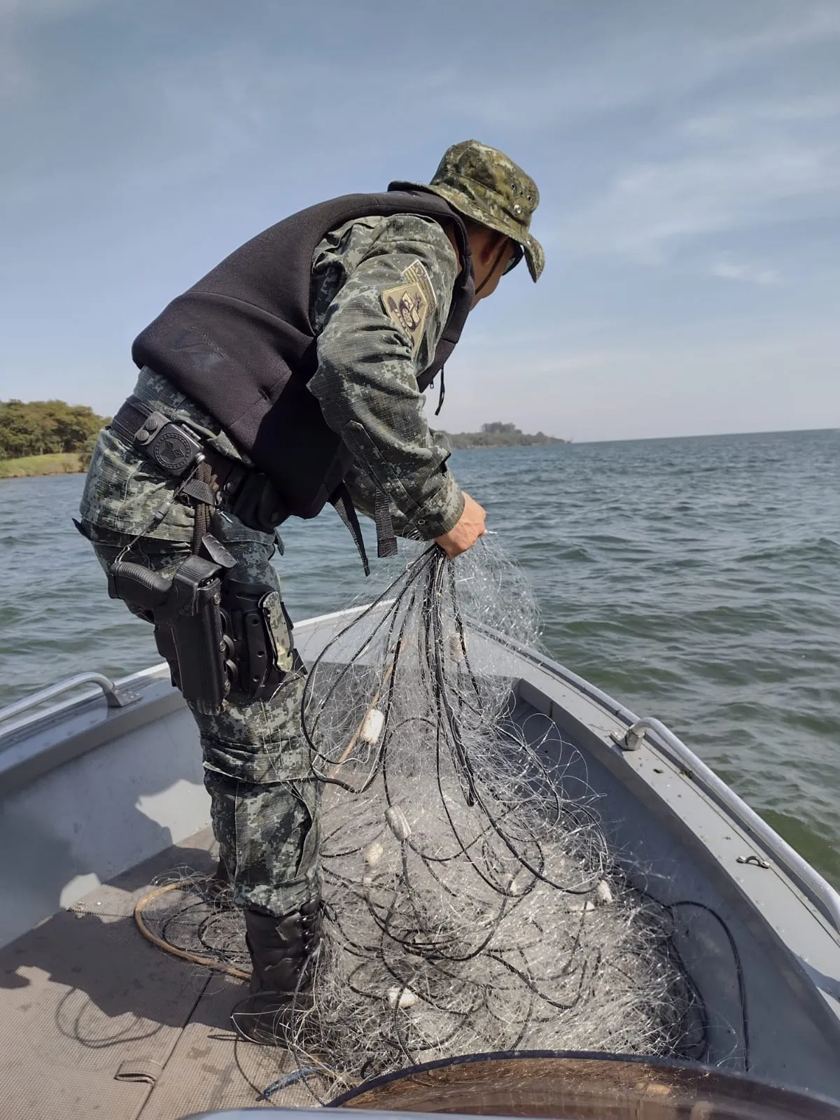 O material foi levado para a sede da polícia