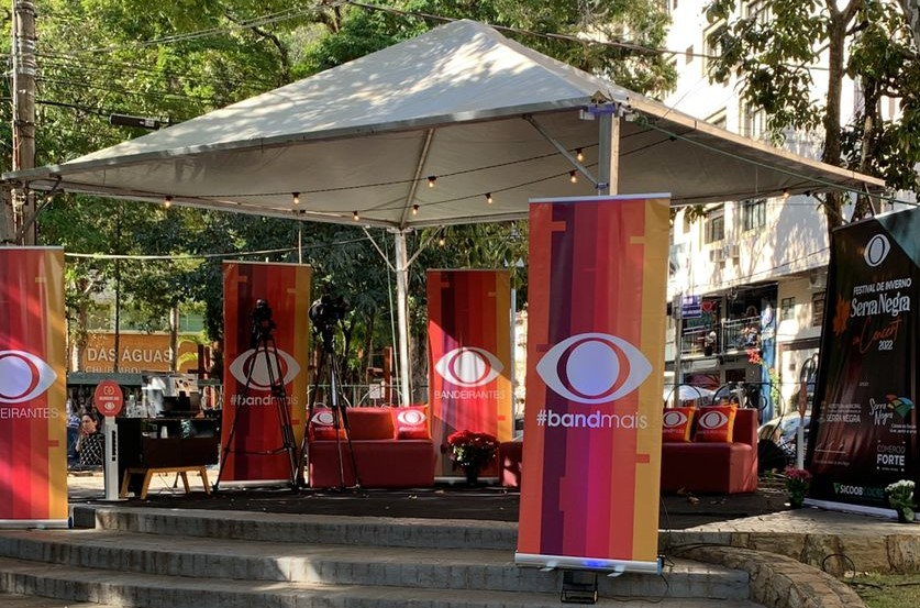 Programação direto de Serra Negra Tiago Dantas