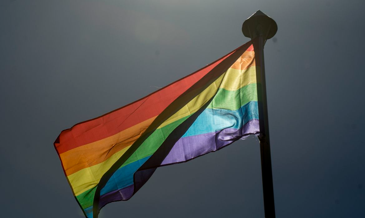 Hoje (28) se comemora o dia internacional do orgulho LGBTQIA+