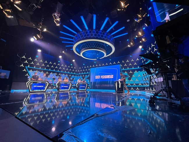 Band estreia novo quiz show com apresentação de Zeca Camargo - Jornal de  Brasília