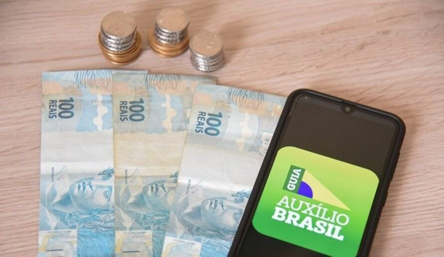 Governo corre para iniciar pagamentos de benefícios previstos em PEC Foto: Reprodução 