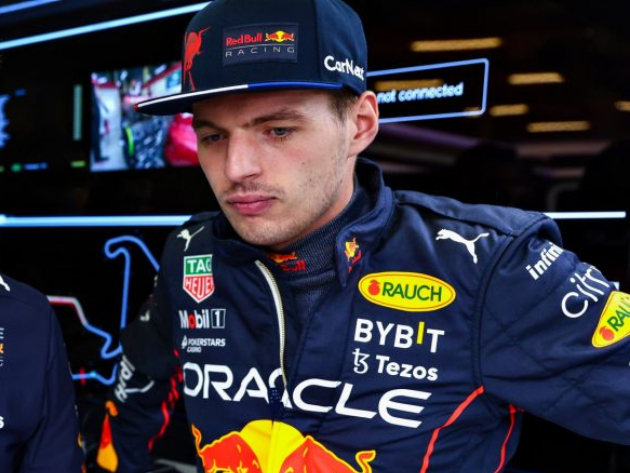 Verstappen condena fãs que queimaram produtos de Hamilton na Hungria