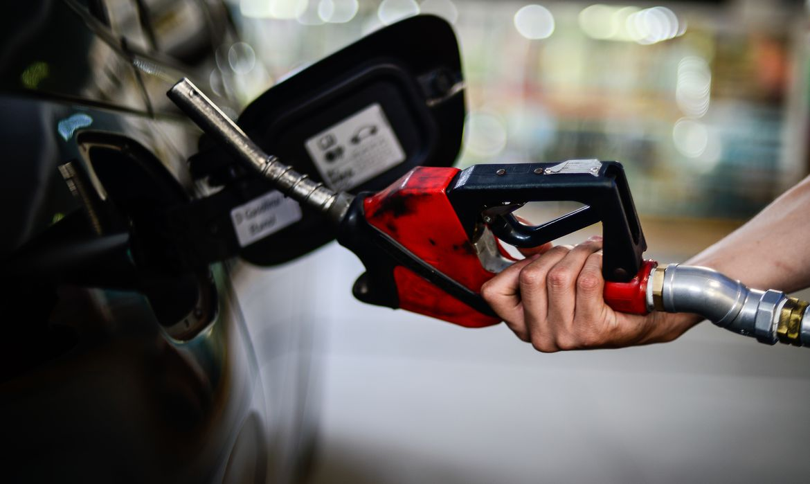 ANP identifica aumento dos preços dos combustíveis pela 2° semana seguida