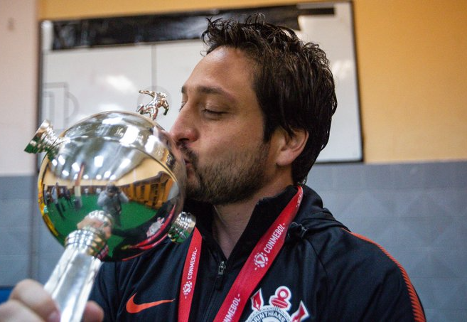 Arthur Elias vem colecionando taças à frente do Timão Bruno Teixeira/Ag. Corinthians