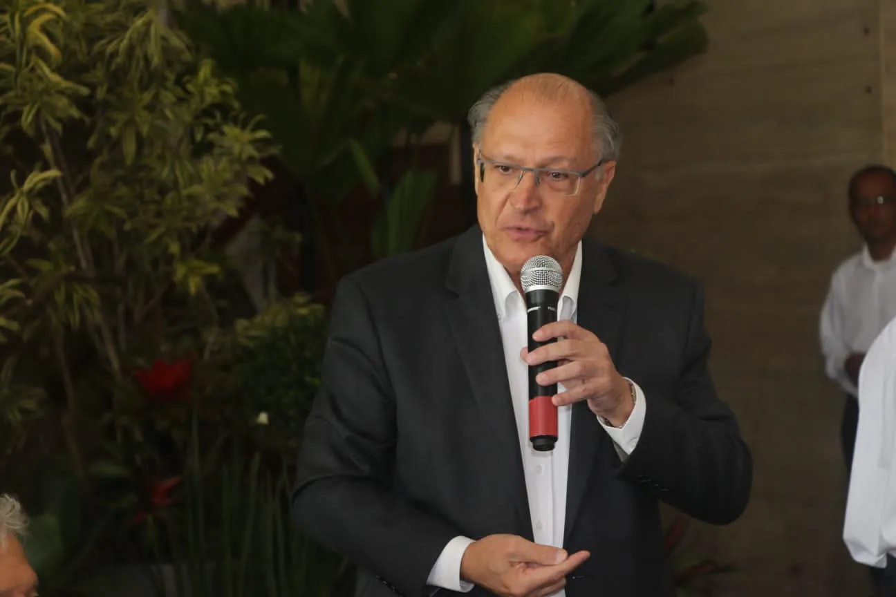Alckmin se encontrou com empresários na Associação Comercial do Rio de Janeiro
