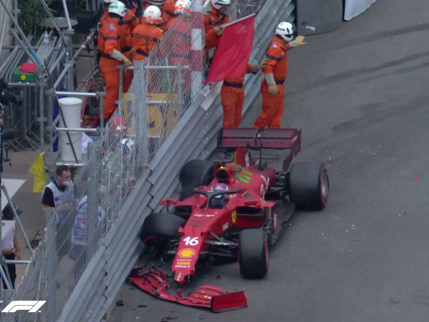 Leclerc bateu ao final do treino F1