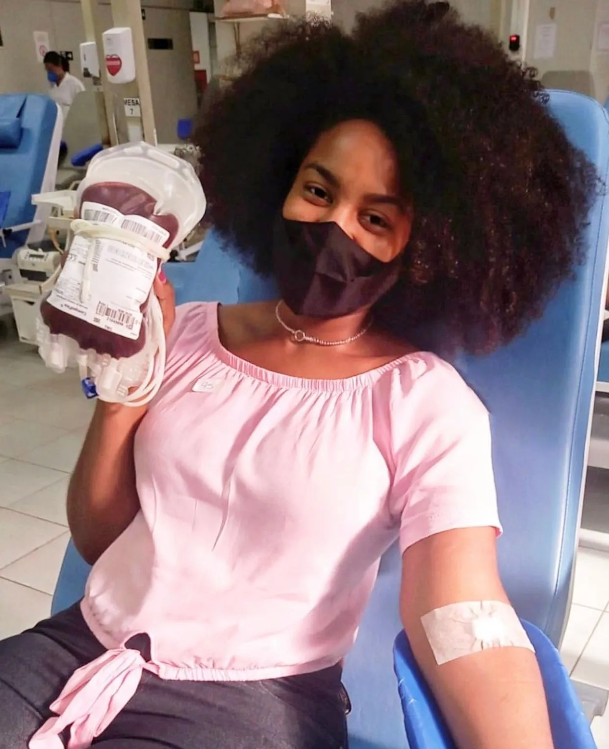 Mulher doa sangue no Hemorio
