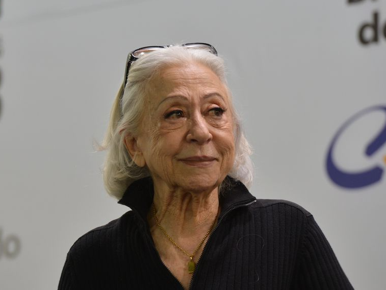 Fernanda Montenegro precisava obter 17 votos, mas recebeu a aprovação de 32 membros Rovena Rosa/Agência Brasil