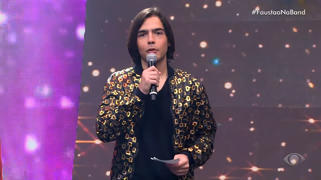 Apresentador do Faustão na Band ofereceu conselhos amorosos para o público Reprodução