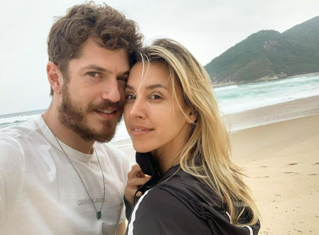 Caio Paduan e Cris Dias estão juntos há 4 anos Reprodução/Instagram