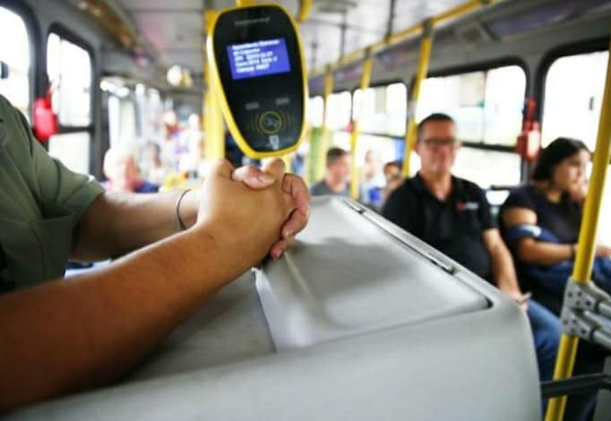 Greve dos trabalhadores dos ônibus afeta transporte de Barueri Reprodução