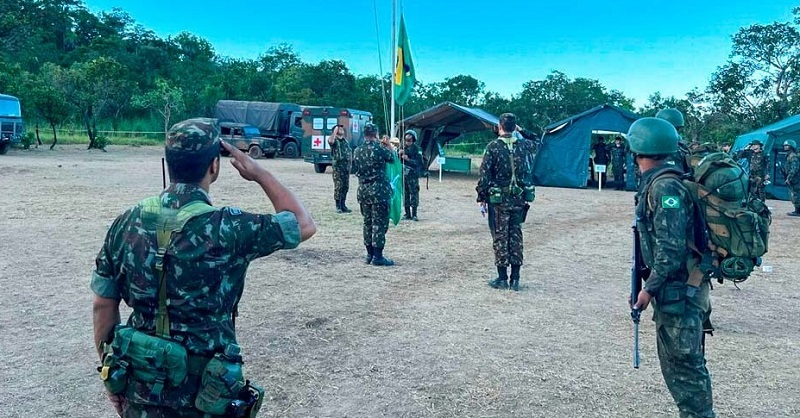 Exército fazia testes quando foguete caiu em plantação Divulgação/Exército Brasileiro