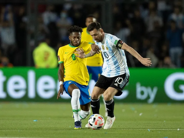 Messi não conseguiu brilhar contra o Brasil