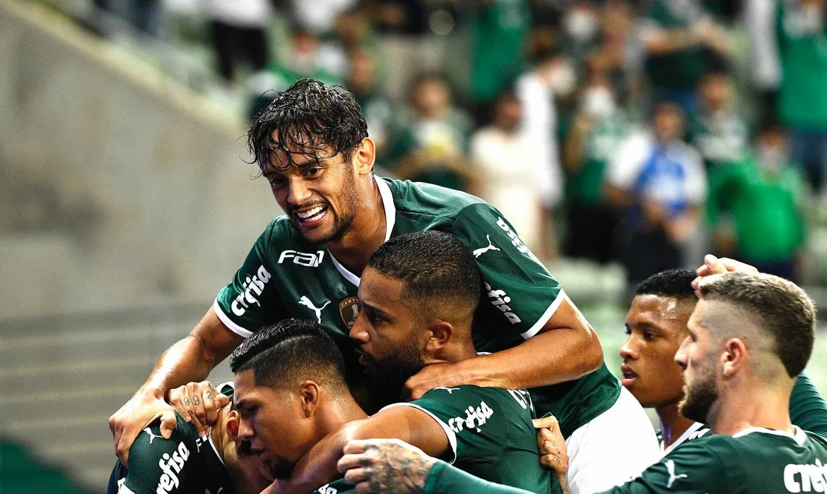 Palmeiras vence Bragantino e vai à final do Paulista - 26/03/2022