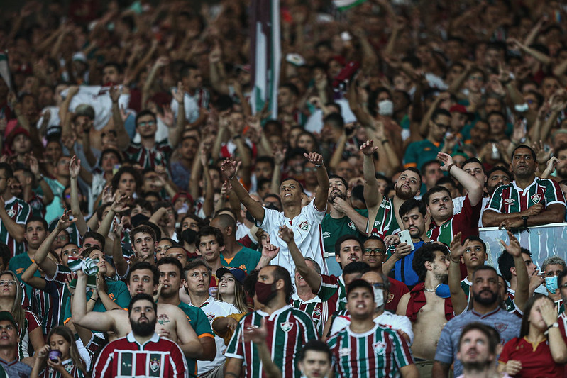 Tricolores apoiando o time no Maracanã Lucas Merçon