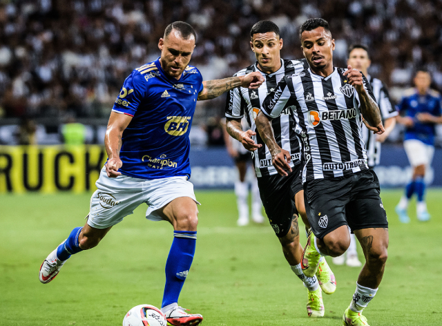 Em súmula, árbitro registra ofensa do treinador do Cruzeiro: “São todos ladrões” Gustavo Aleixo/Cruzeiro