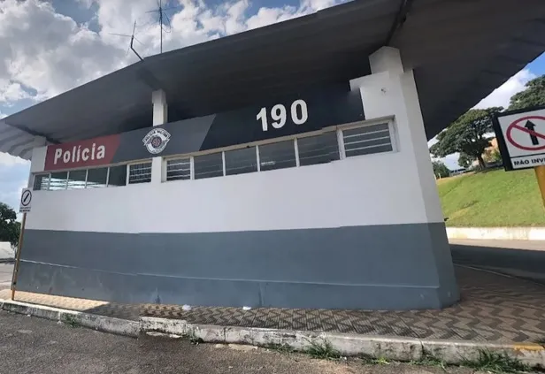 Suspeito de esfaquear mulheres em Cunha é imobilizado por moradores e preso pela PM