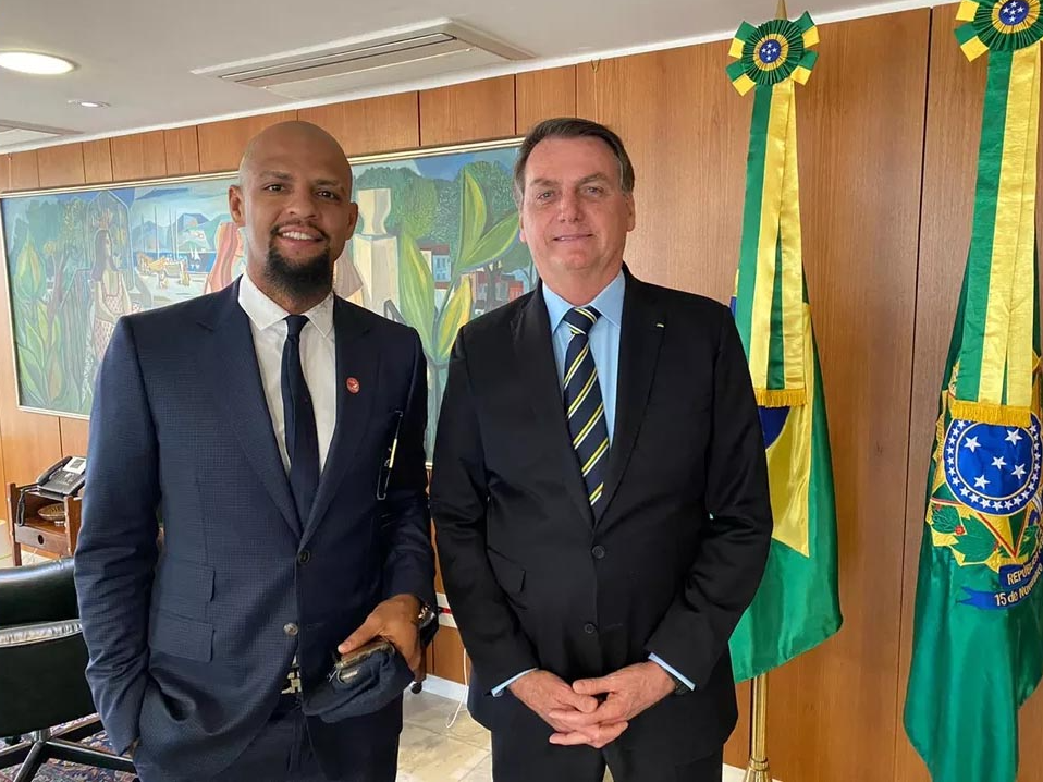 Caso Robson: Felipe Melo diz que Bolsonaro prometeu ajudar imediatamente após pedido